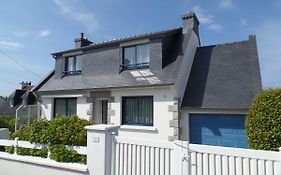 Schönes Haus am Meer in der Bretagne